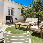 Sunny & Rooftop Near Rems Villa *