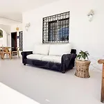 Villa Sunny & Rooftop Near Rems *