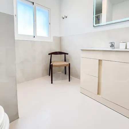 Sunny & Rooftop Near Rems Βίλα Μαρμπέλλα