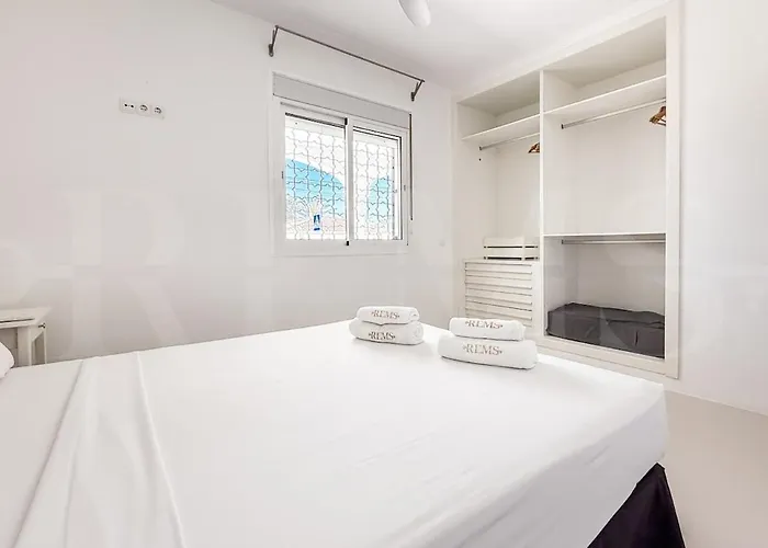 Sunny & Rooftop Near Rems Βίλα