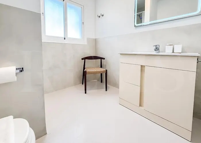 Sunny & Rooftop Near Rems Villa Marbella