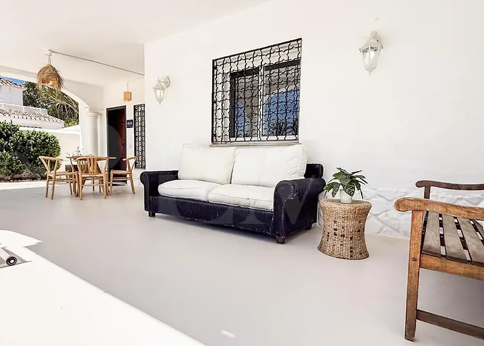 Villa Sunny & Rooftop Near Rems *