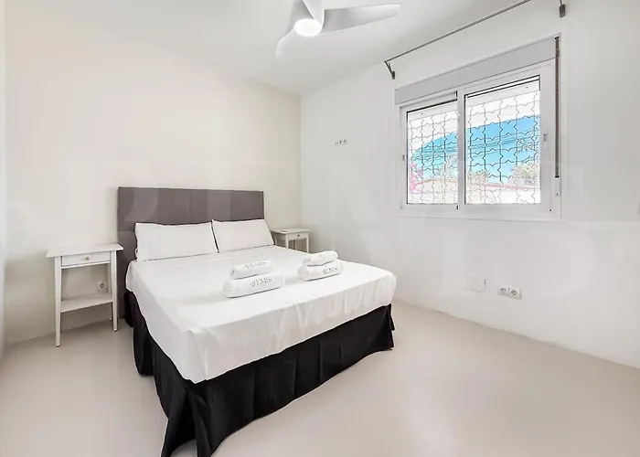 Sunny & Rooftop Near Rems Βίλα Μαρμπέλλα