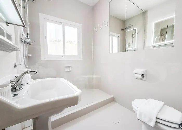 Sunny & Rooftop Near Rems וילה מארבלה